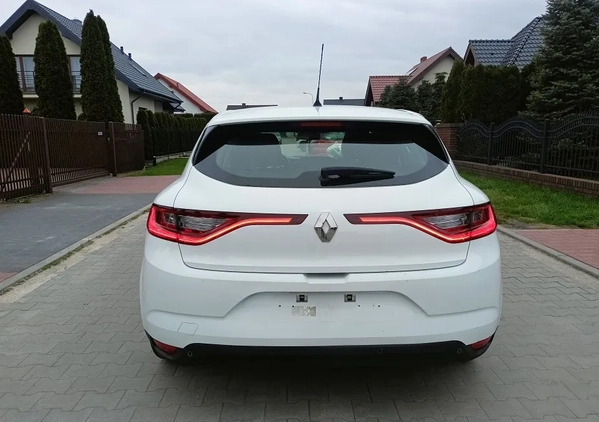 Renault Megane cena 29600 przebieg: 110000, rok produkcji 2019 z Skawina małe 106